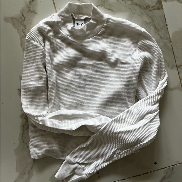 White aritzia turtleneck - Picture 2 of 3